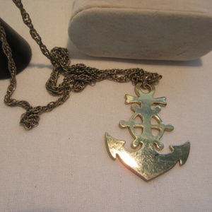 Anchor Pendant Chain Link Necklace